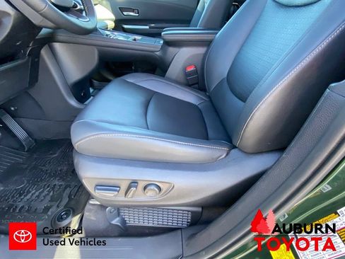 Certified 2025 Toyota Sienna XLE Woodland Edition AWD/4WD image 40