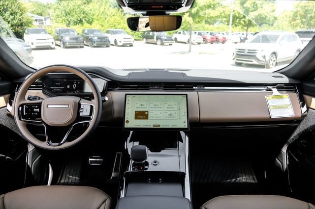 New 2026 Land Rover Range Rover Sport Dynamic SE AWD/4WD image 16