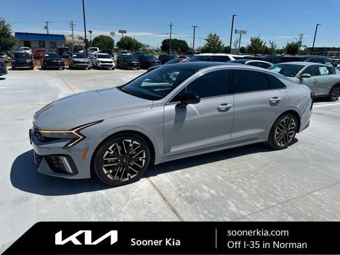 Used 2025 Kia K5 GT FWD image 1