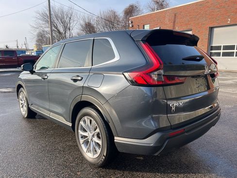 Used 2023 Honda CR-V EX-L image 3