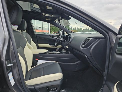 Used 2022 Lexus NX 350 AWD image 12