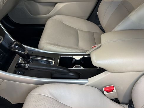 Used 2013 Honda Accord EX-L image 26