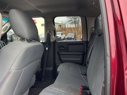 Used 2019 RAM 1500 Tradesman w/ Tradesman SXT Package image 9
