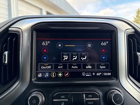 Used 2021 Chevrolet Silverado 1500 LT Trail Boss w/ Convenience Package II AWD/4WD image 30