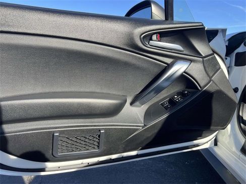 Used 2020 FIAT 124 Spider Abarth w/ Convenience Group image 16