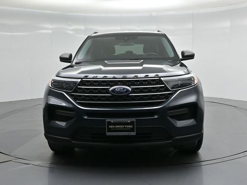 Certified 2024 Ford Explorer XLT RWD image 26