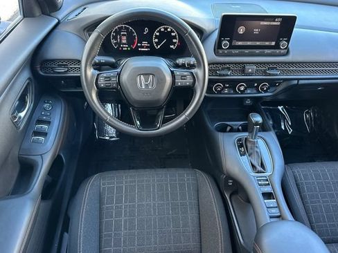 Used 2024 Honda HR-V Sport image 16