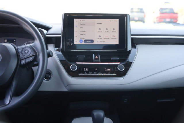 Used 2025 Toyota Corolla LE w/ Convenience Package FWD image 24