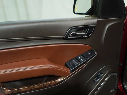 Used 2017 Chevrolet Tahoe Premier AWD/4WD image 27