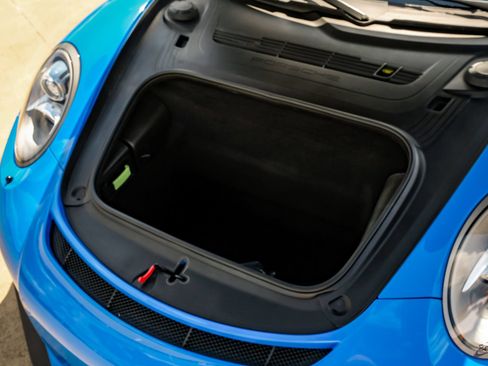 Used 2016 Porsche 911 GT3 RS RWD image 70