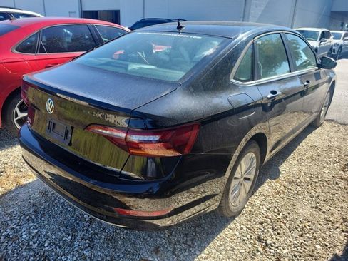 Used 2019 Volkswagen Jetta S image 4