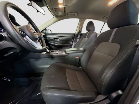 Used 2024 Nissan Sentra SV FWD image 22