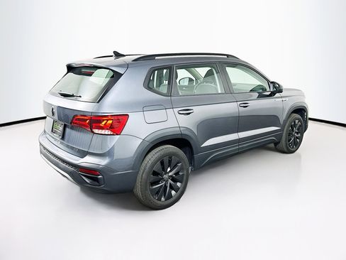 Used 2023 Volkswagen Taos S image 9