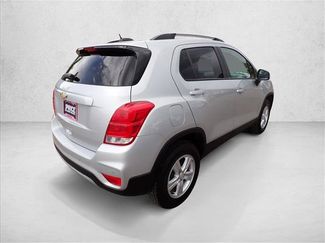 Used 2022 Chevrolet Trax LT w/ Driver Confidence Package AWD/4WD video 4