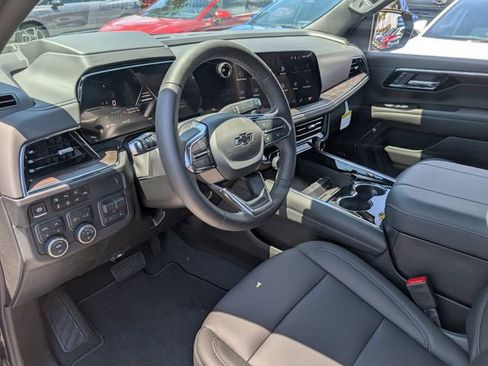 New 2026 Chevrolet Suburban Z71 w/ Z71 Off-Road Package AWD/4WD image 6