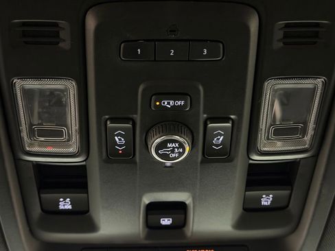 Used 2021 Chevrolet Tahoe High Country w/ Premium Package image 41