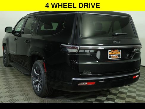 New 2026 Jeep Grand Wagoneer L Limited AWD/4WD image 5