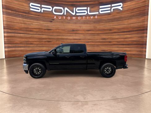 Used 2019 Chevrolet Silverado 1500 LT w/ All Star Edition AWD/4WD image 2