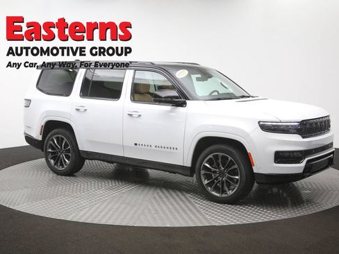 Used 2025 Jeep Grand Wagoneer Series III w/ Rear Seat Video Group 1 AWD/4WD image 53