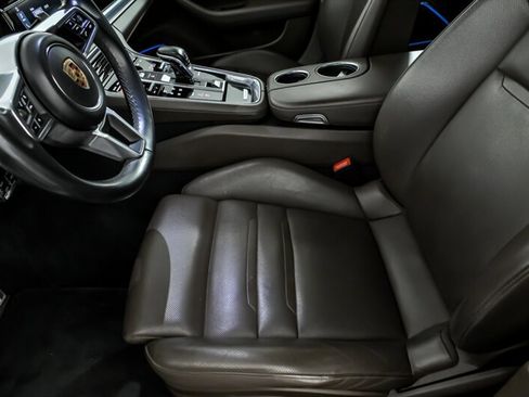 Used 2017 Porsche Panamera 4S AWD/4WD image 19