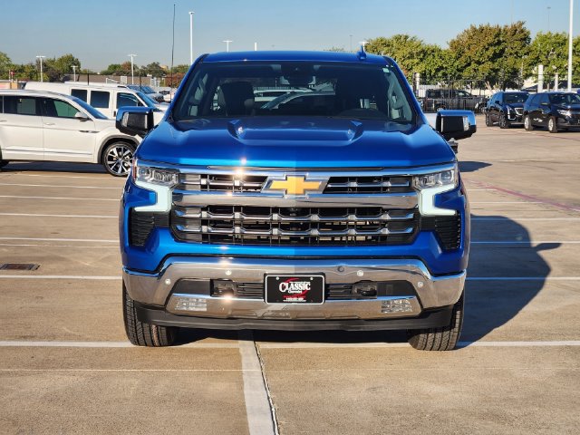 Used 2024 Chevrolet Silverado 1500 LTZ AWD/4WD image 9