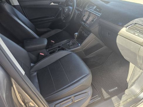 Used 2021 Volkswagen Tiguan S FWD image 11