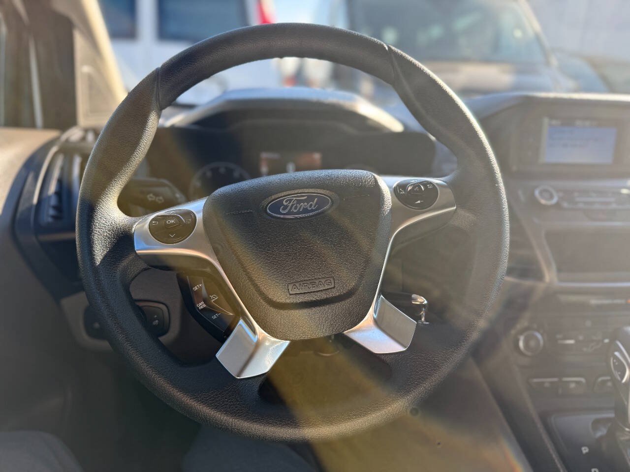 Used 2022 Ford Transit Connect XL FWD image 30