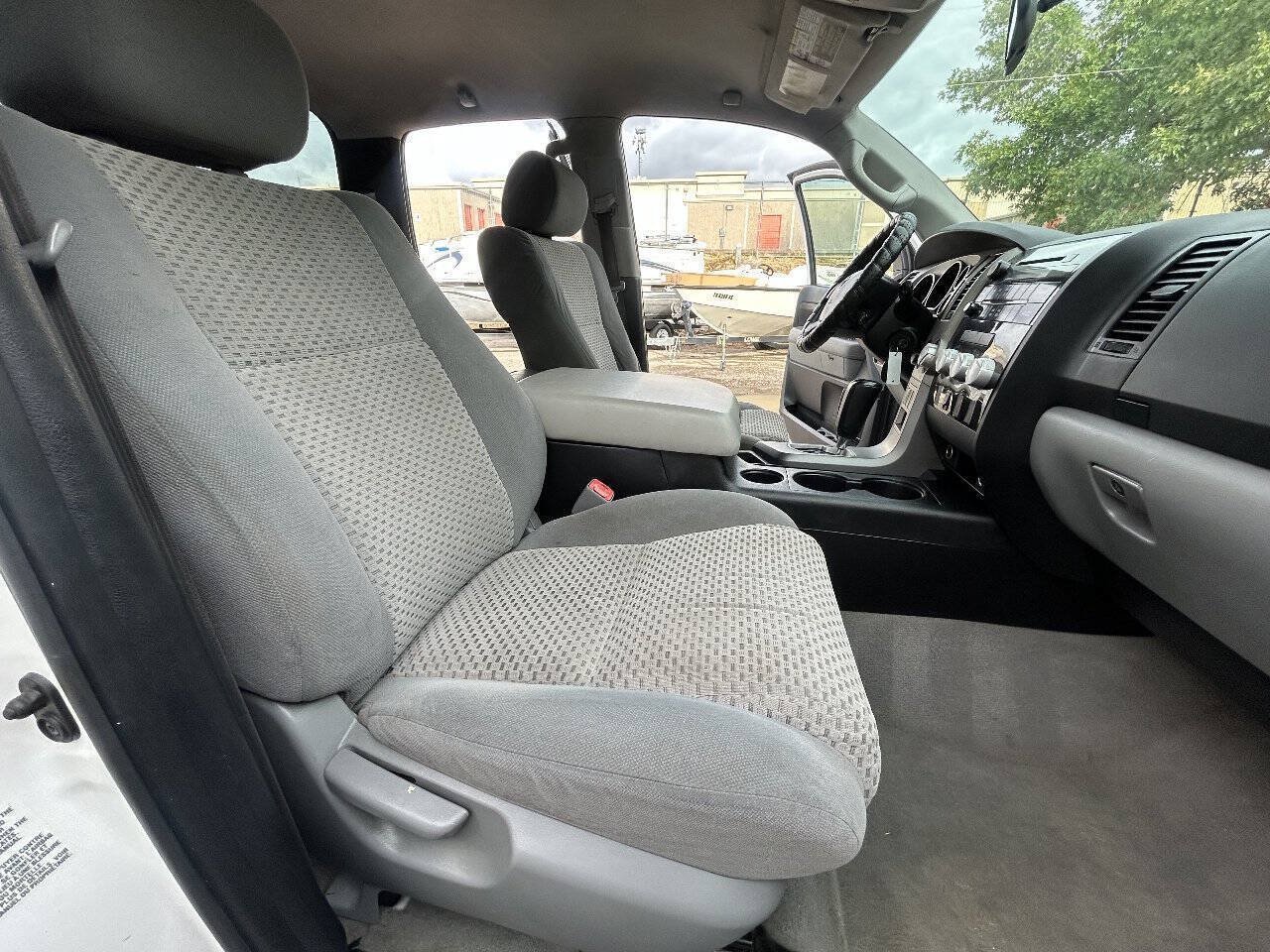 Used 2010 Toyota Tundra 2WD Double Cab image 17