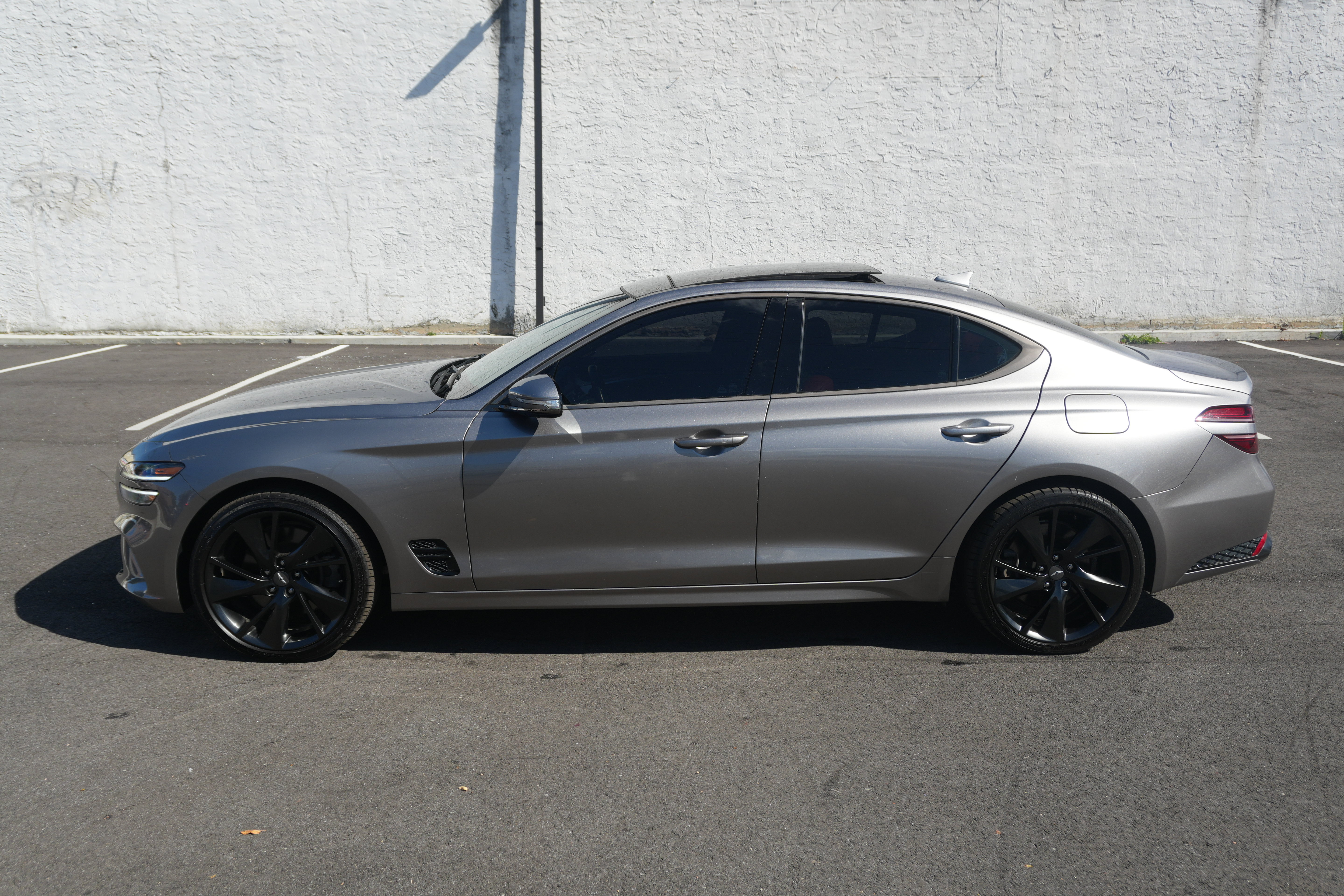 Used 2023 Genesis G70 3.3T w/ Sport Advanced Package AWD/4WD image 2