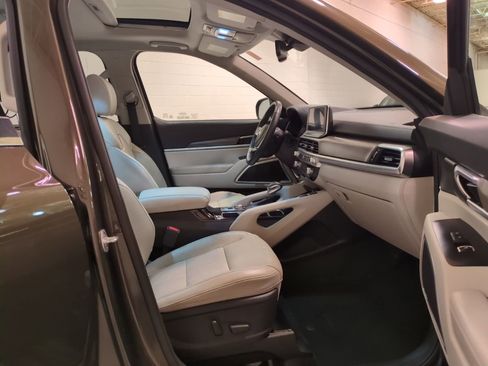 Used 2020 Kia Telluride EX image 10