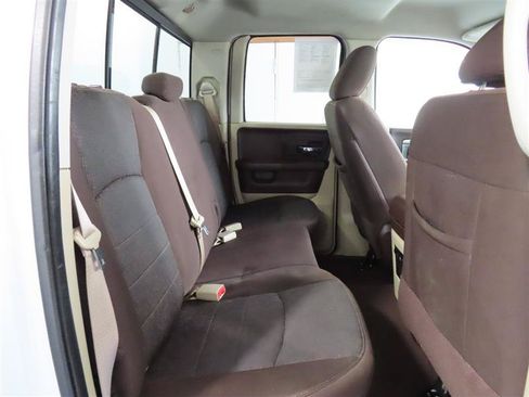 Used 2014 RAM 1500 Big Horn RWD image 28