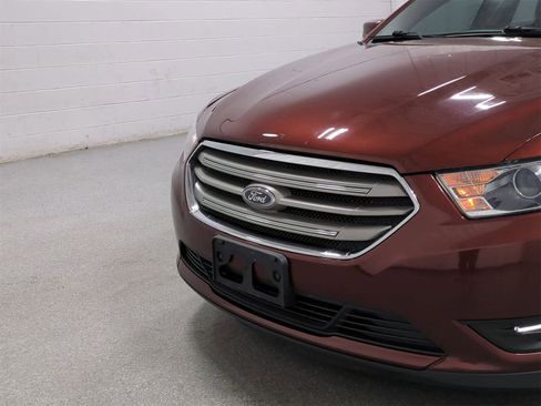 Used 2016 Ford Taurus SEL w/ Equipment Group 201A image 18