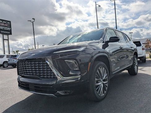 New 2026 Buick Enclave Avenir image 8