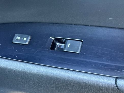 Used 2020 MAZDA CX-5 Touring image 22