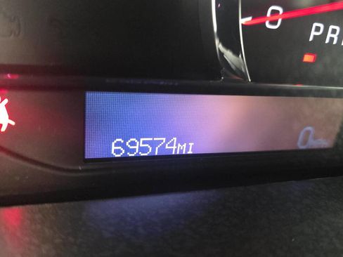 Used 2011 Cadillac DTS image 9