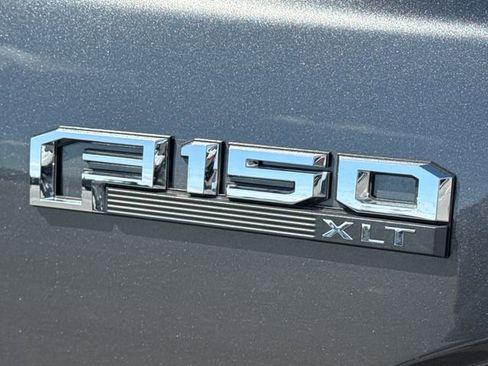 Used 2019 Ford F150 XLT w/ Equipment Group 302A Luxury AWD/4WD image 17