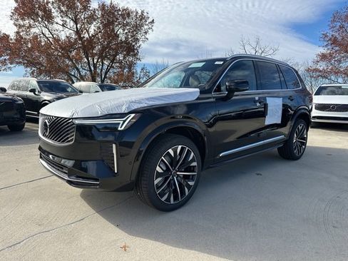 New 2026 Volvo XC90 B5 Plus image 3