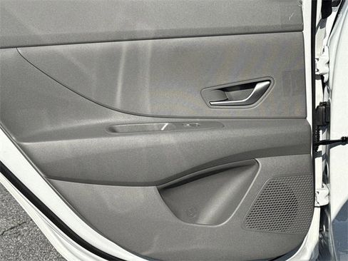 New 2026 Hyundai Elantra Blue image 21