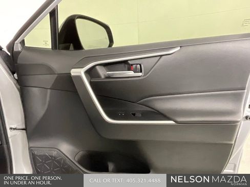 Used 2024 Toyota RAV4 SE AWD/4WD image 16
