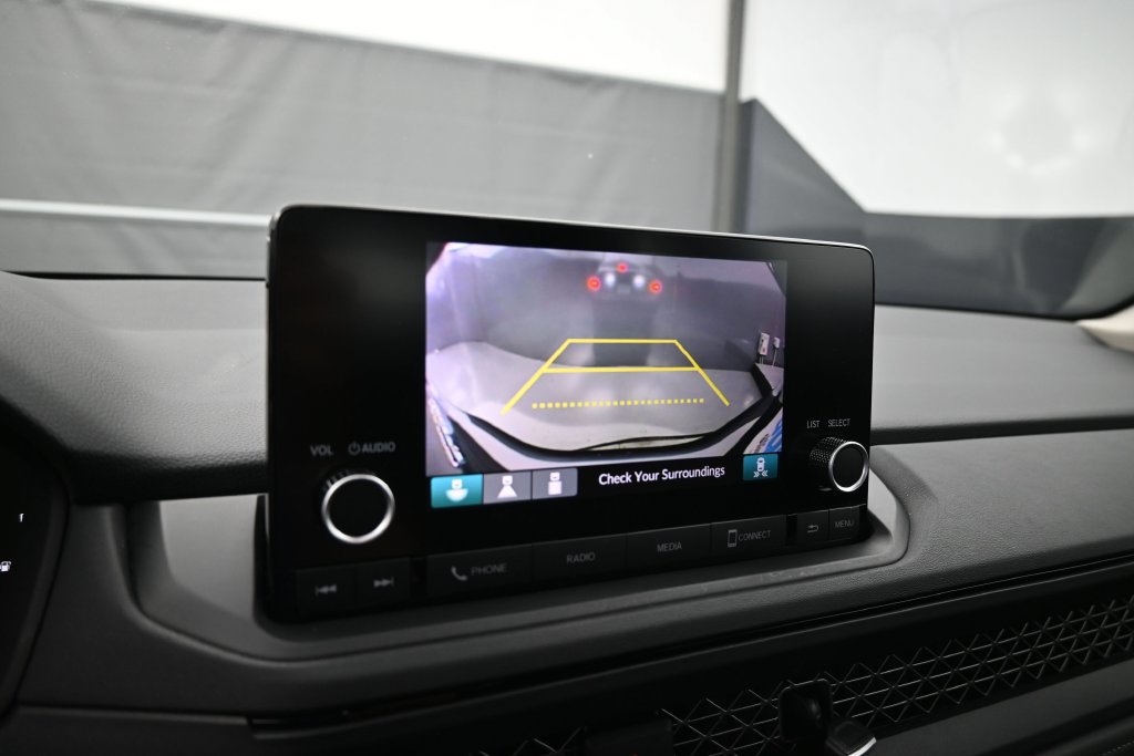 Used 2025 Honda Accord SE image 33