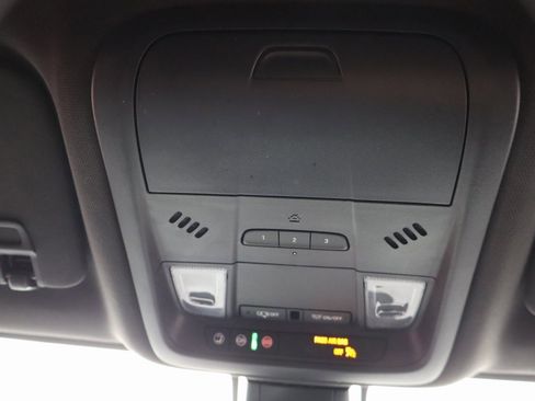 Used 2022 Chevrolet Blazer RS image 15