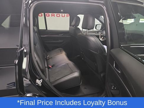 New 2026 Jeep Grand Cherokee Altitude image 35