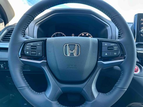 New 2026 Honda Odyssey EX-L image 18