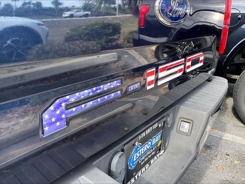 Used 2018 Ford F150 Lariat w/ Equipment Group 502A Luxury image 8