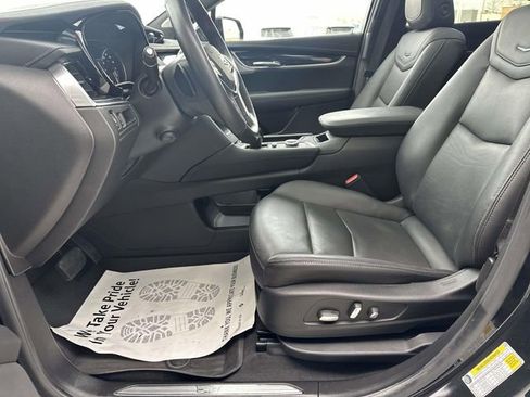 Certified 2024 Cadillac XT5 Premium Luxury w/ LPO, Floor Liner Package image 19