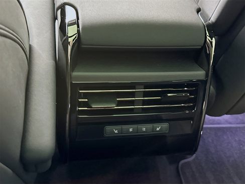 Used 2025 Land Rover Range Rover Sport Dynamic SE image 27