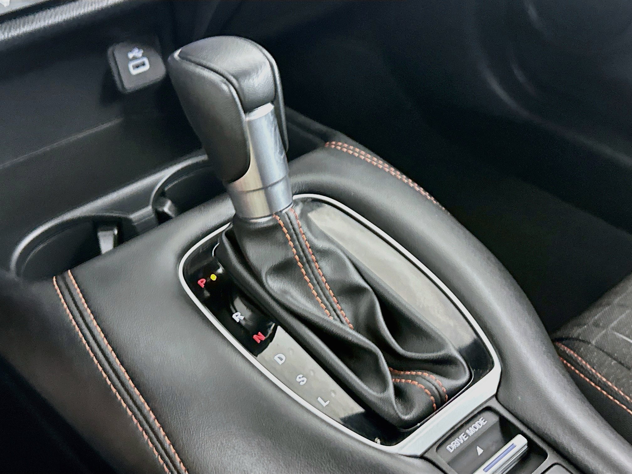 Used 2025 Honda HR-V Sport image 24