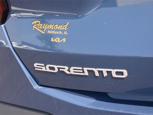 New 2025 Kia Sorento S image 15