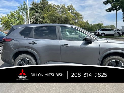 Used 2025 Nissan Rogue SV AWD/4WD image 21