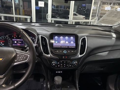 Used 2022 Chevrolet Equinox LT image 21